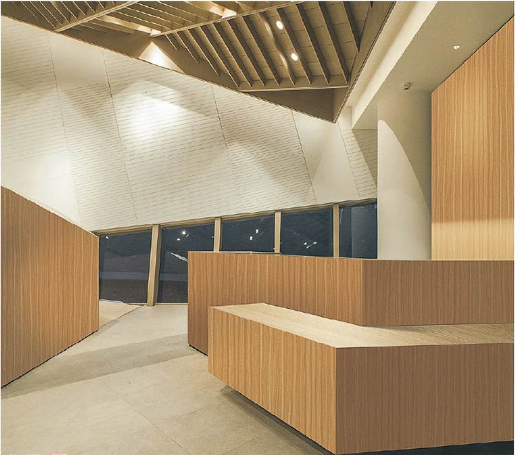 Wéi kann selbstklebend PVC-Folie Äre Storefront counter revitaliséieren?